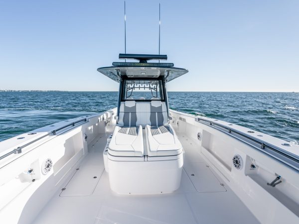 Offshore Luxury Fishing Boat Invincible